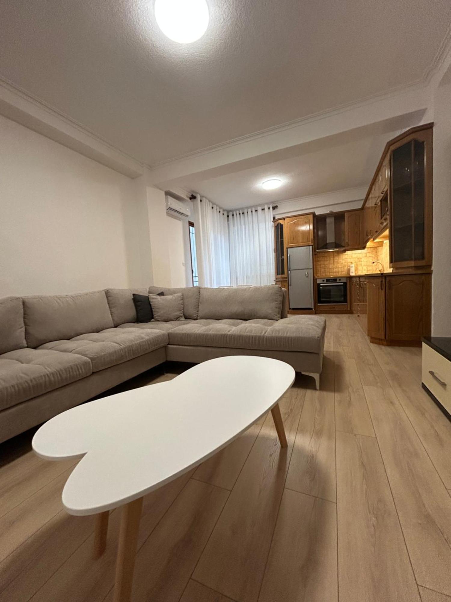 Apartment Az